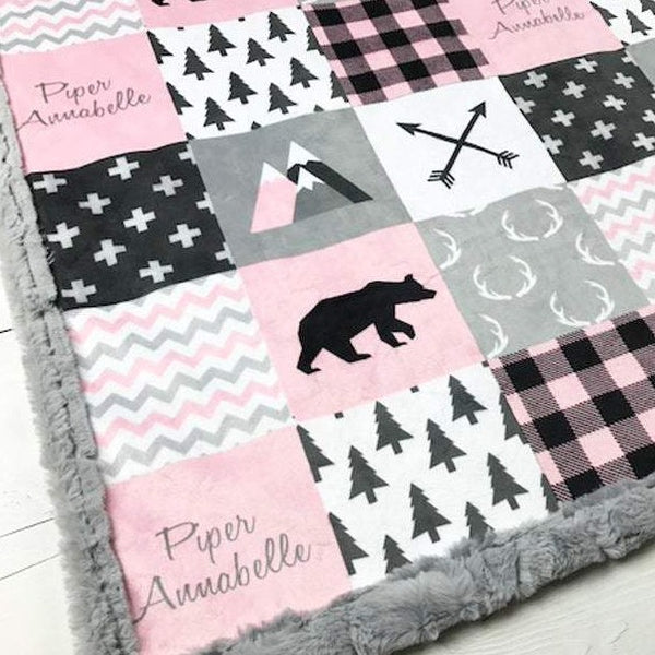 A JOOMOOKIE WOODLAND PATCHWORK Minky Blanket w/Bear in Pink & Gray